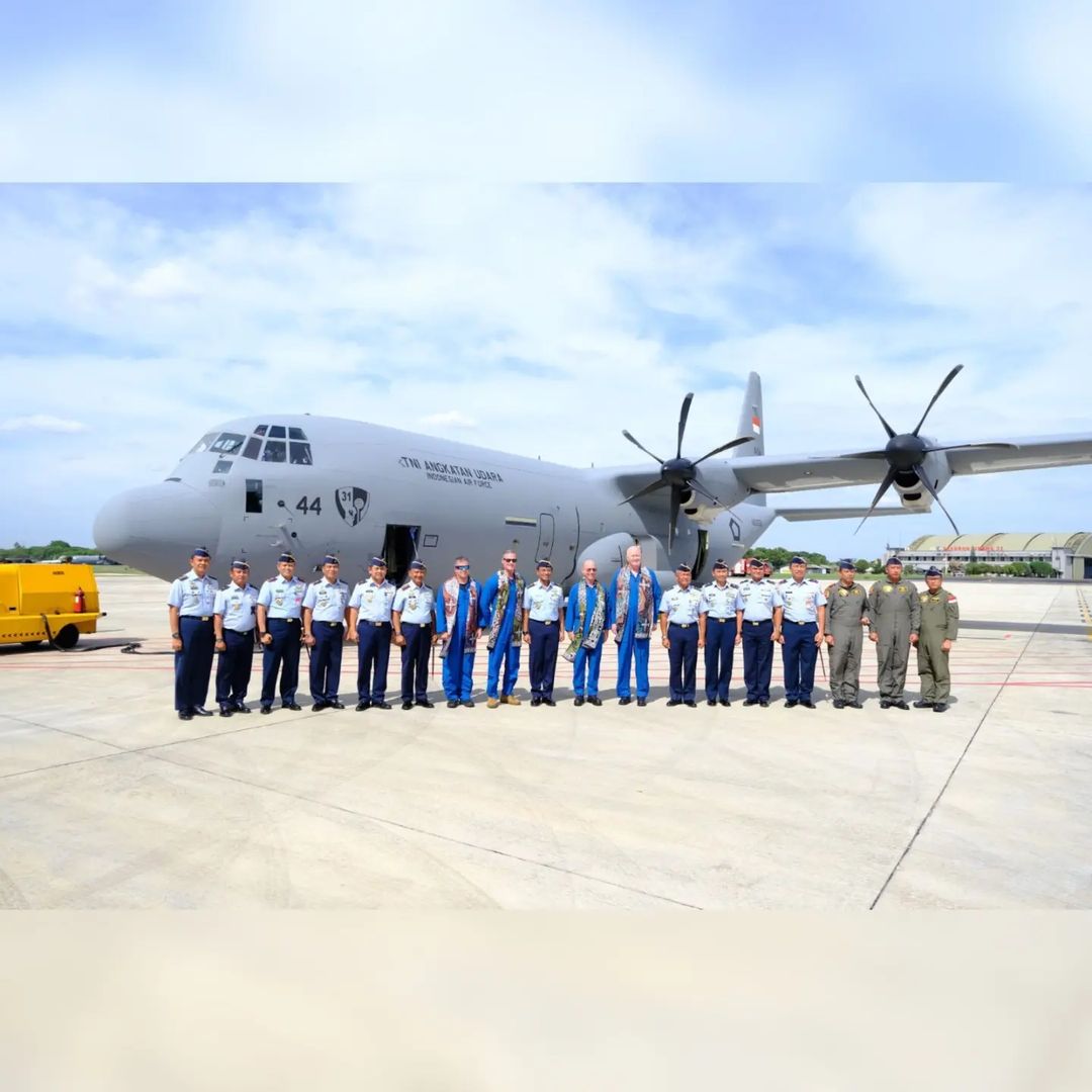 PANGKOOPSUDNAS DAMPINGI WAKASAU SAMBUT KEDATANGAN C-130 J Super Hercules